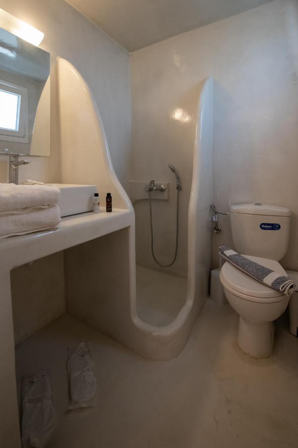 The F Suites Karterados  Exteriör bild