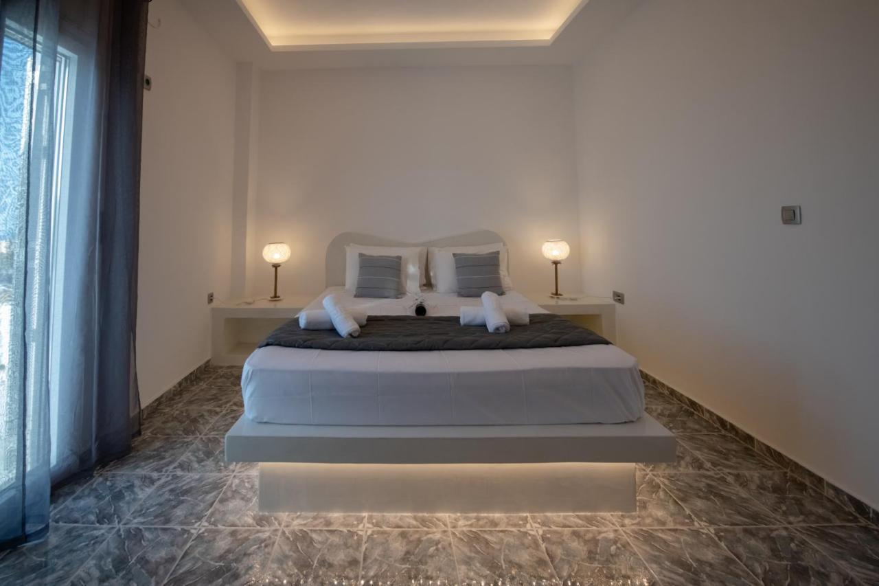 The F Suites Karterados  Exteriör bild